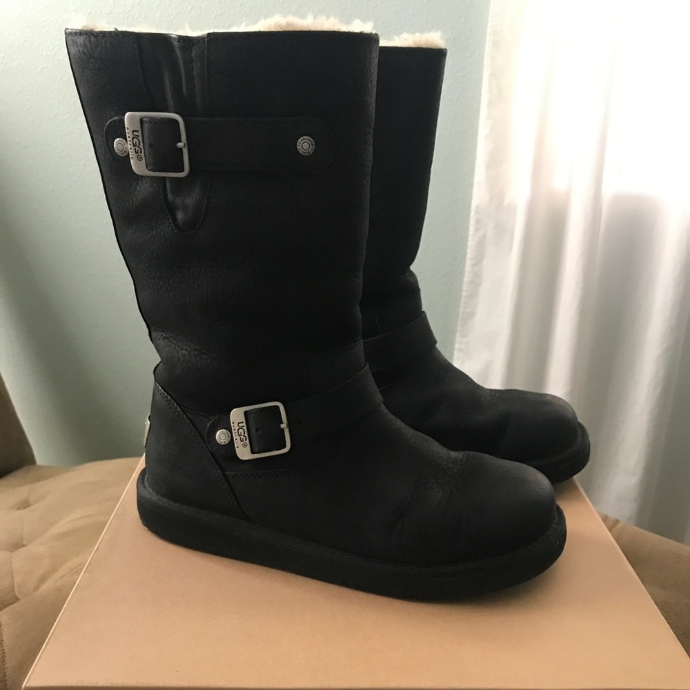 ❄️UGG Size 7 Kensington Moto-Boots❄️